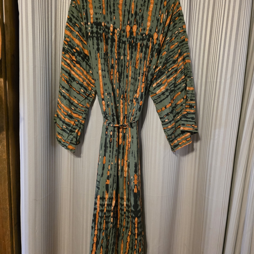 Source Unknown Green and Orange Robe - Picture 2 of 4